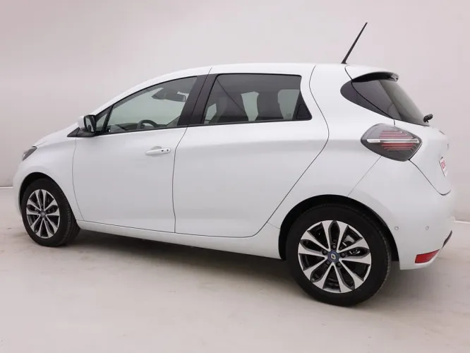 Renault Zoe R135 Intens Bose + Battery Included + GPS 9.3 + Park Assist + LED Lights Image 3